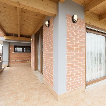 Peperino Attic Flat Διαμέρισμα Τσιαμπίνο Εξωτερικό φωτογραφία