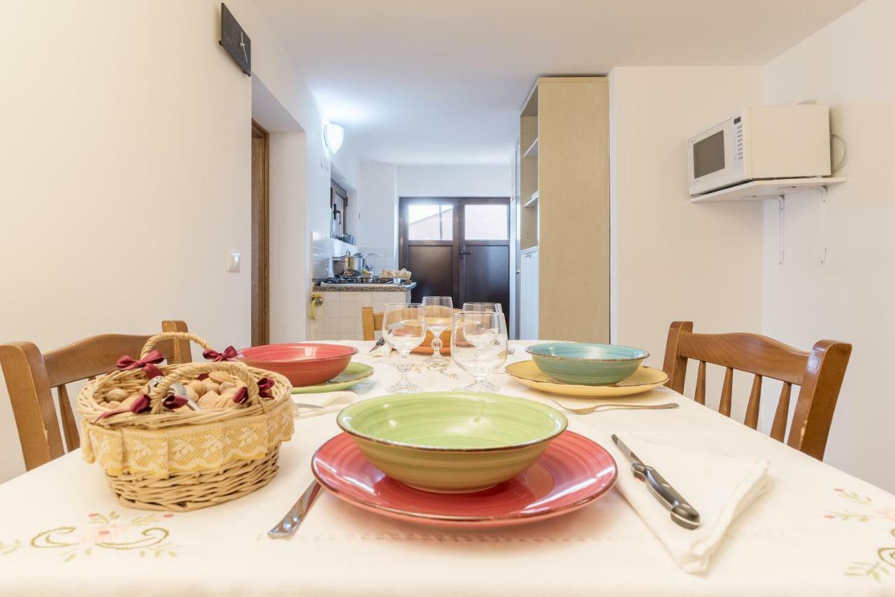 Peperino Attic Flat Διαμέρισμα Τσιαμπίνο Εξωτερικό φωτογραφία