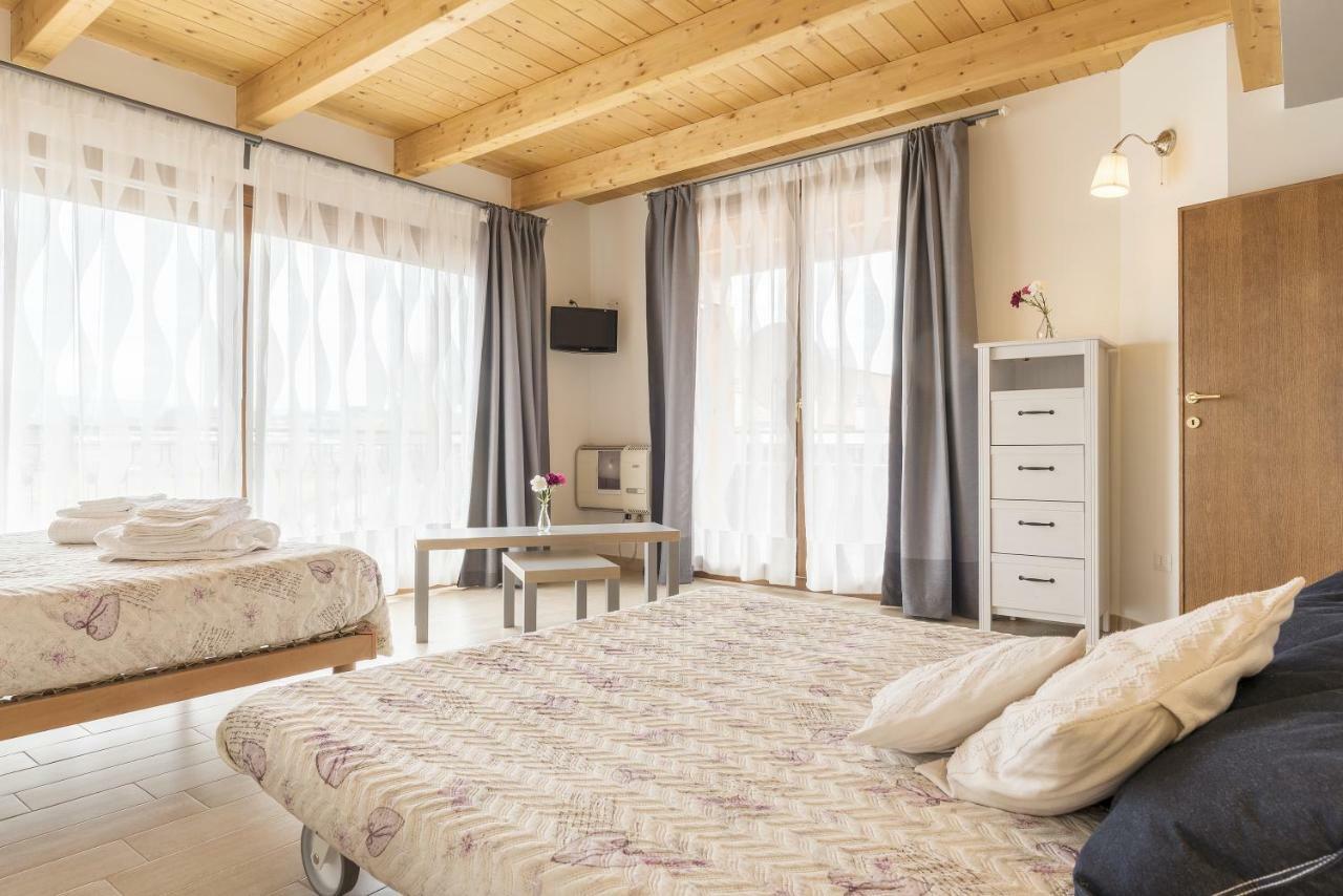 Peperino Attic Flat Διαμέρισμα Τσιαμπίνο Εξωτερικό φωτογραφία